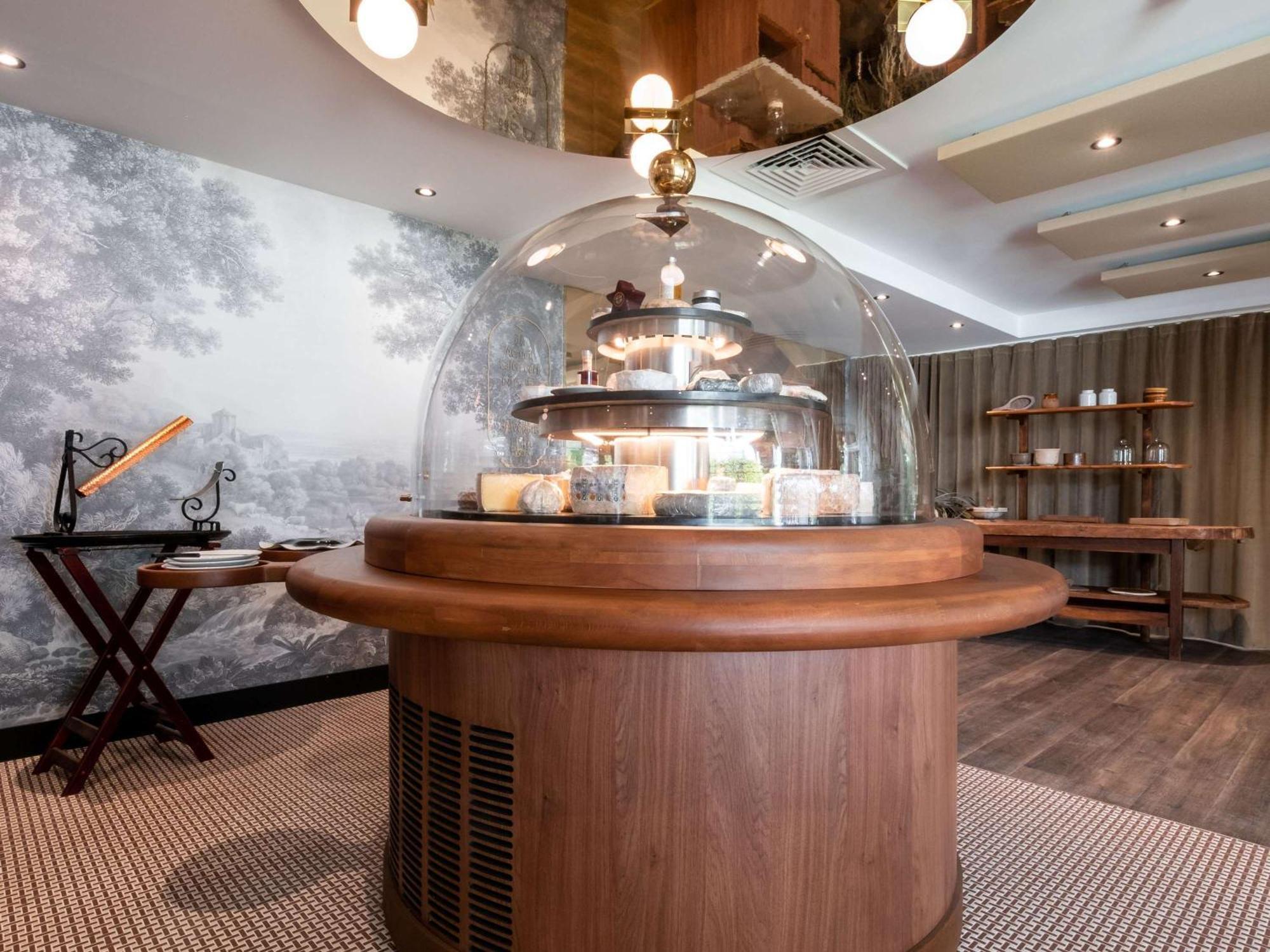 Mercure Paris Ouest Saint Germain Exteriör bild